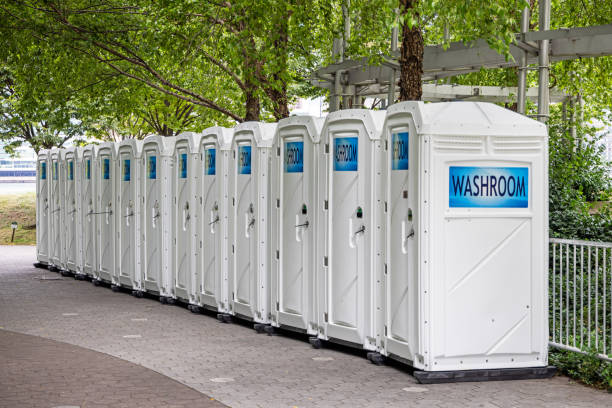 Best Handicap porta potty rental  in St Albans, VT